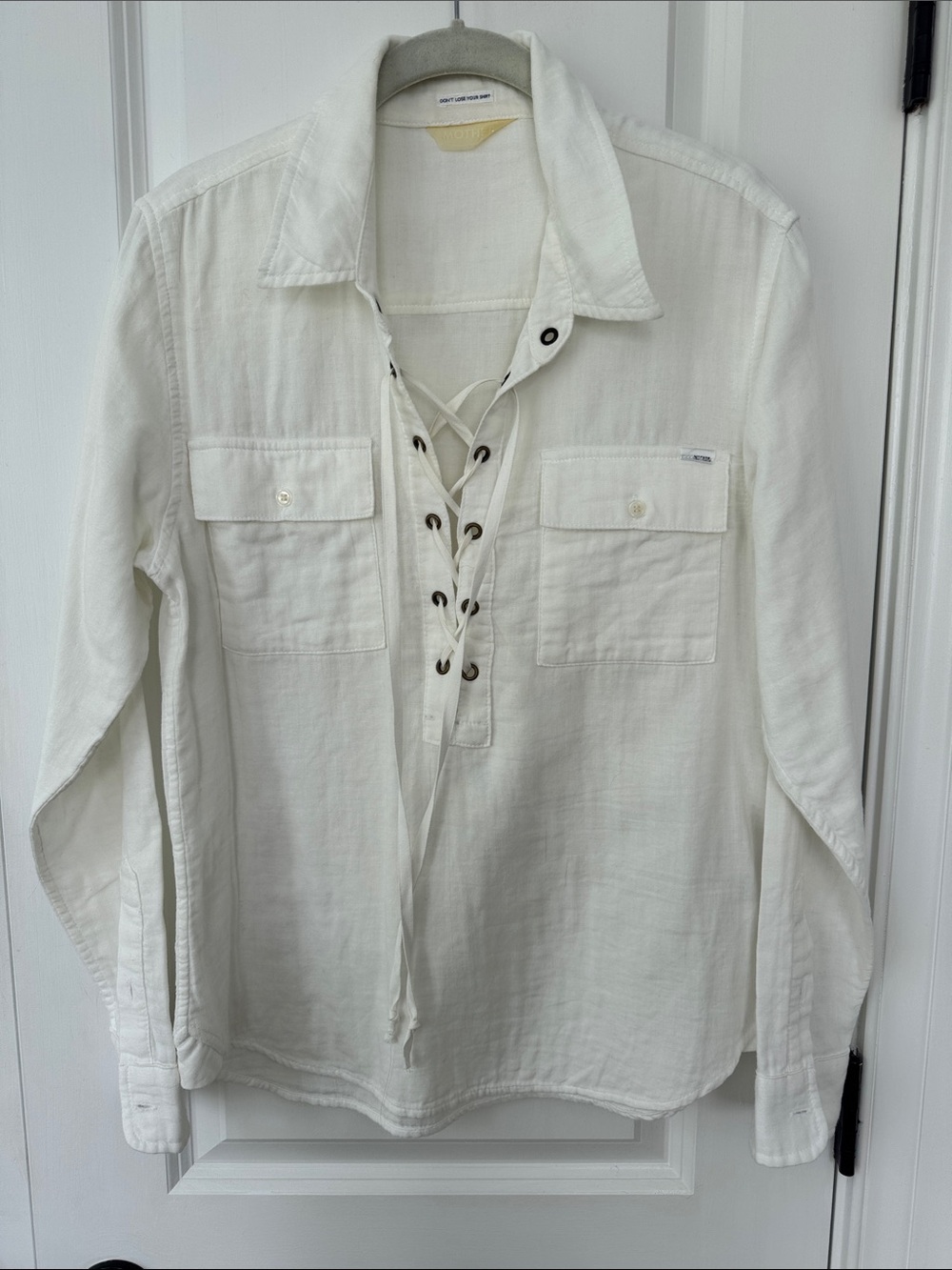 MOTHER Cotton Off White Lace-Up Button Pocket Pullover Shirt